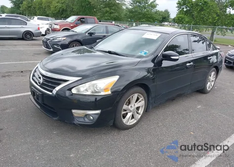 2015 Nissan Altima 2.5/S/Sv/Sl z USA, uszkodzony, nr VIN 1N4AL3AP3FN868567